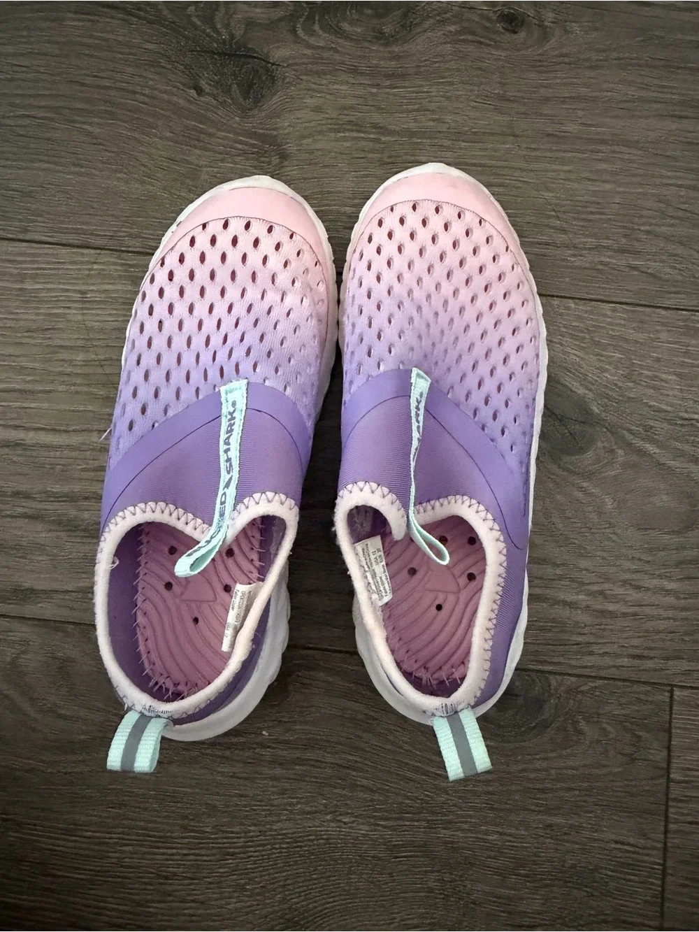 Kids Gradient Pink & Purple Slip-On Water Shoes
